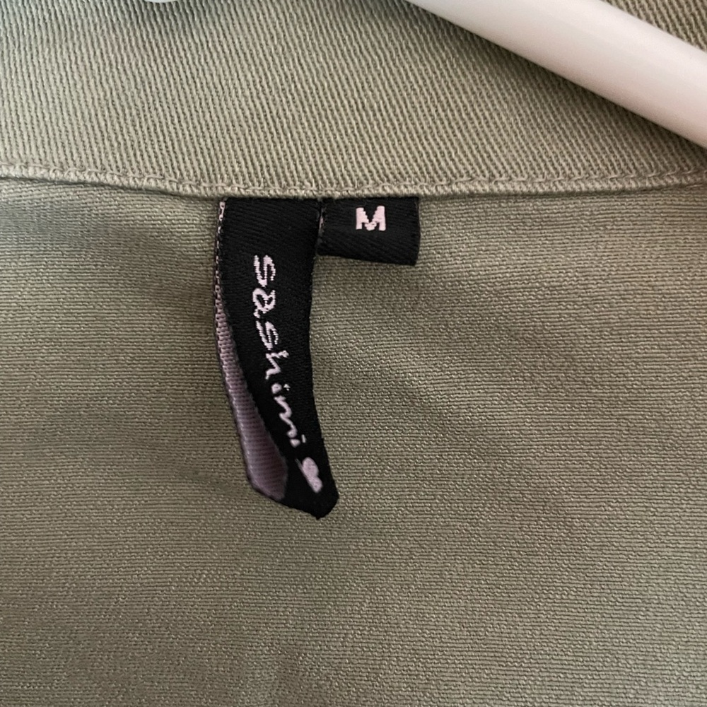 Blazer - Picture 8 of 8